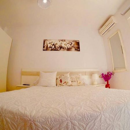 Apartamento Joanna Playa كاستيل دي فيرو المظهر الخارجي الصورة