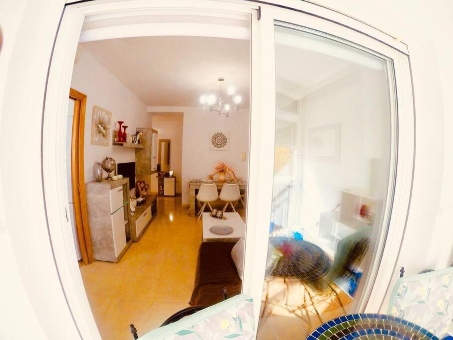 Apartamento Joanna Playa كاستيل دي فيرو المظهر الخارجي الصورة