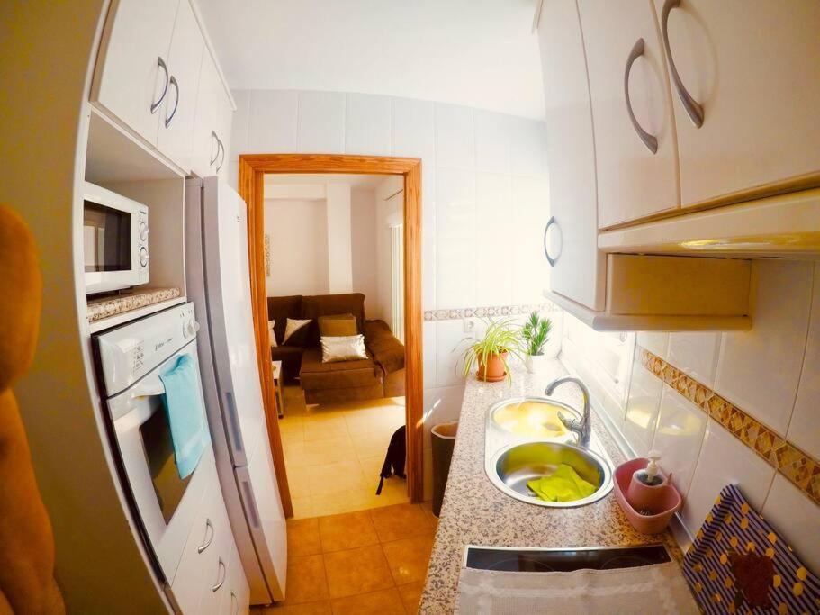 Apartamento Joanna Playa كاستيل دي فيرو المظهر الخارجي الصورة