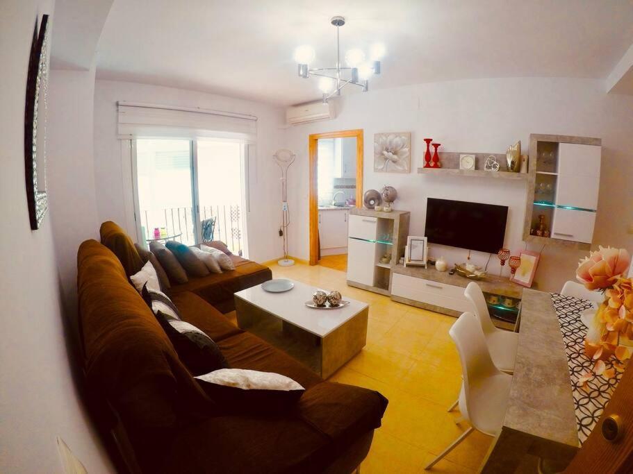 Apartamento Joanna Playa كاستيل دي فيرو المظهر الخارجي الصورة