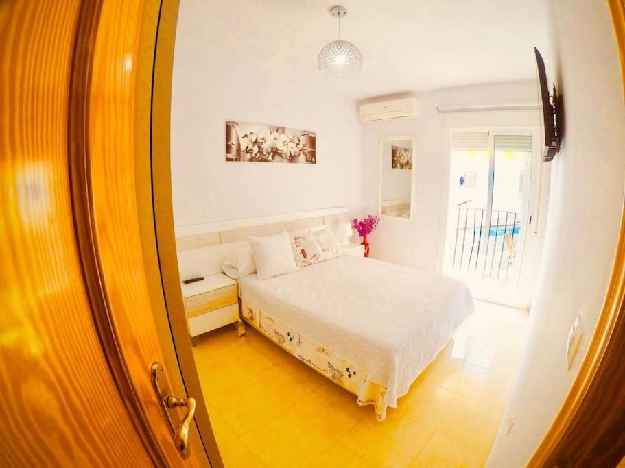 Apartamento Joanna Playa كاستيل دي فيرو المظهر الخارجي الصورة
