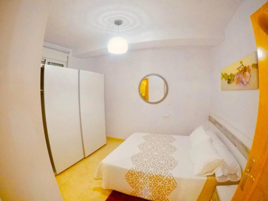 Apartamento Joanna Playa كاستيل دي فيرو المظهر الخارجي الصورة